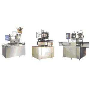 GD系列等壓灌裝機 高效灌裝解決方案，助力食品機械設(shè)備行業(yè)升級